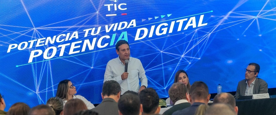 Foto del ministro TIC