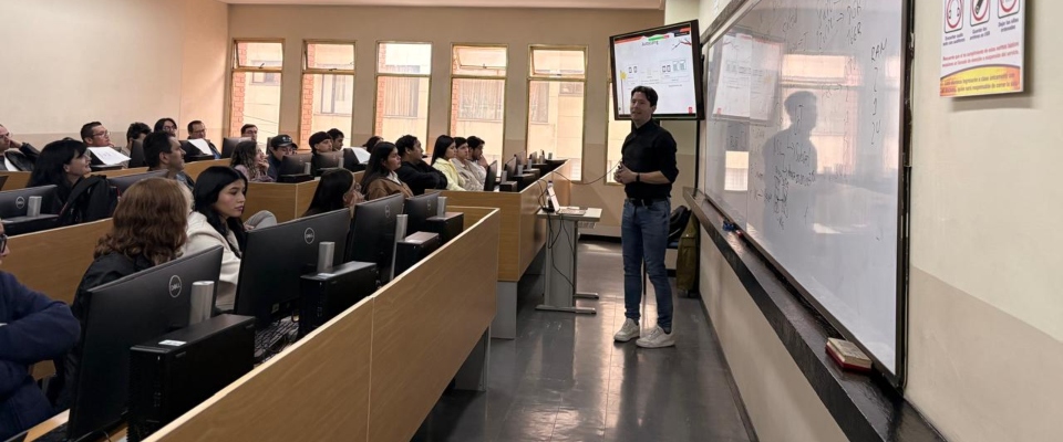 Foto de beneficiarios en capacitación